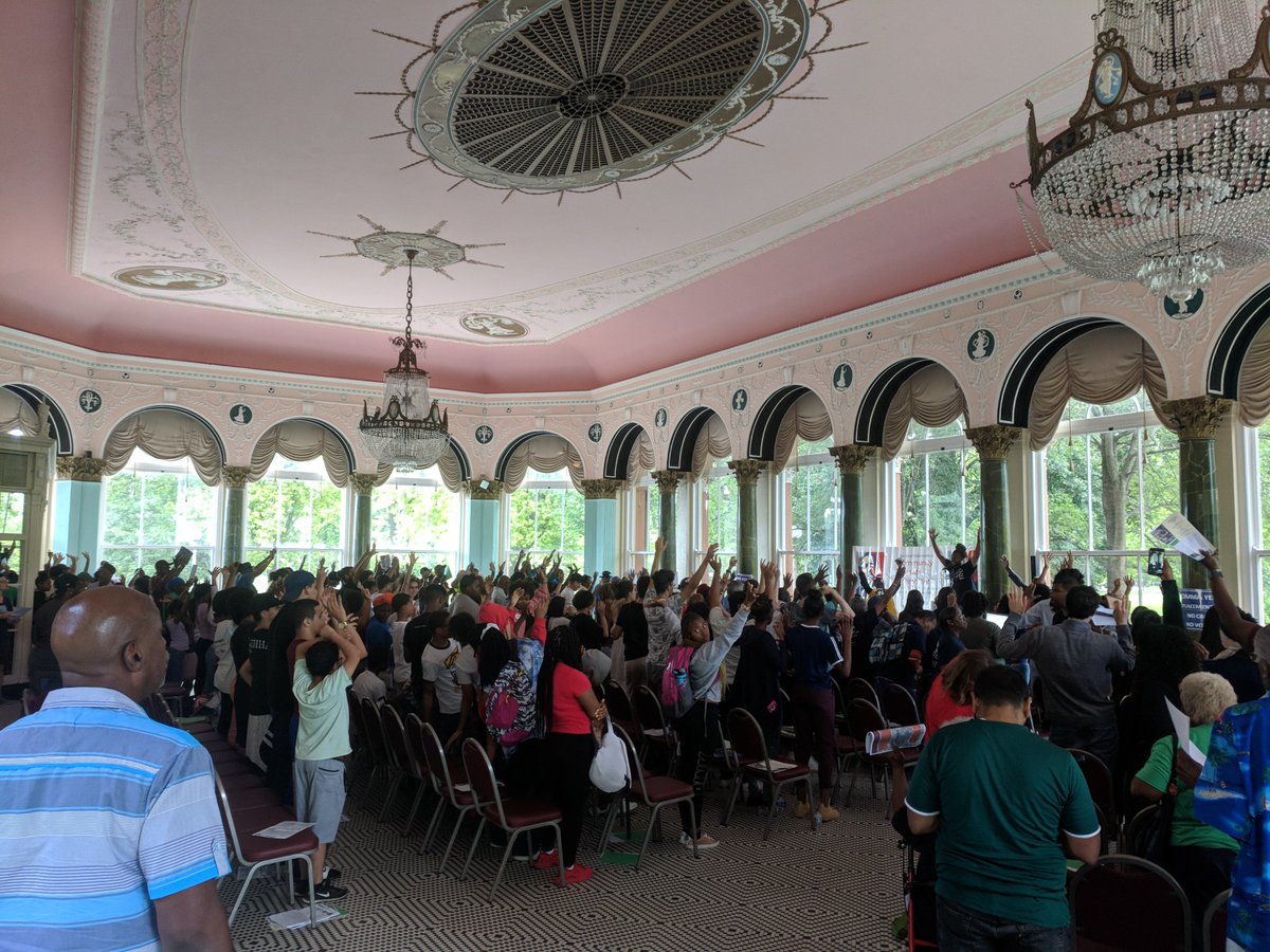 ChgoCivilRights's tweet image. Full house at the South Shore Cultural Center for tonight&apos;s CBA Summit to Stop Displacement with @ObamaCBA #ObamaCBA #GetItInWriting