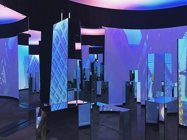 zaffi's tweet photo. #29Rooms Chicago was all about those good vibes. Thank you @pieraluisa and @albie_alexander for creating this traveling treasure trove of art, culture and technology and thank you to all the people who bring it to life #insider29 https://t.co/scxaadFy3q https://t.co/aHL1lBonyD