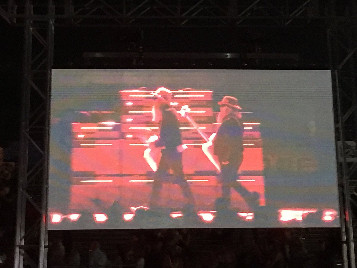 MargaretKlevins's tweet photo. Had a fantastic time with @johnklevins listening to @GeorgeThoro good and @ZZTop at the 2018 Mid State Fair #2018MSF Amazing night! https://t.co/75ja7mLKh6