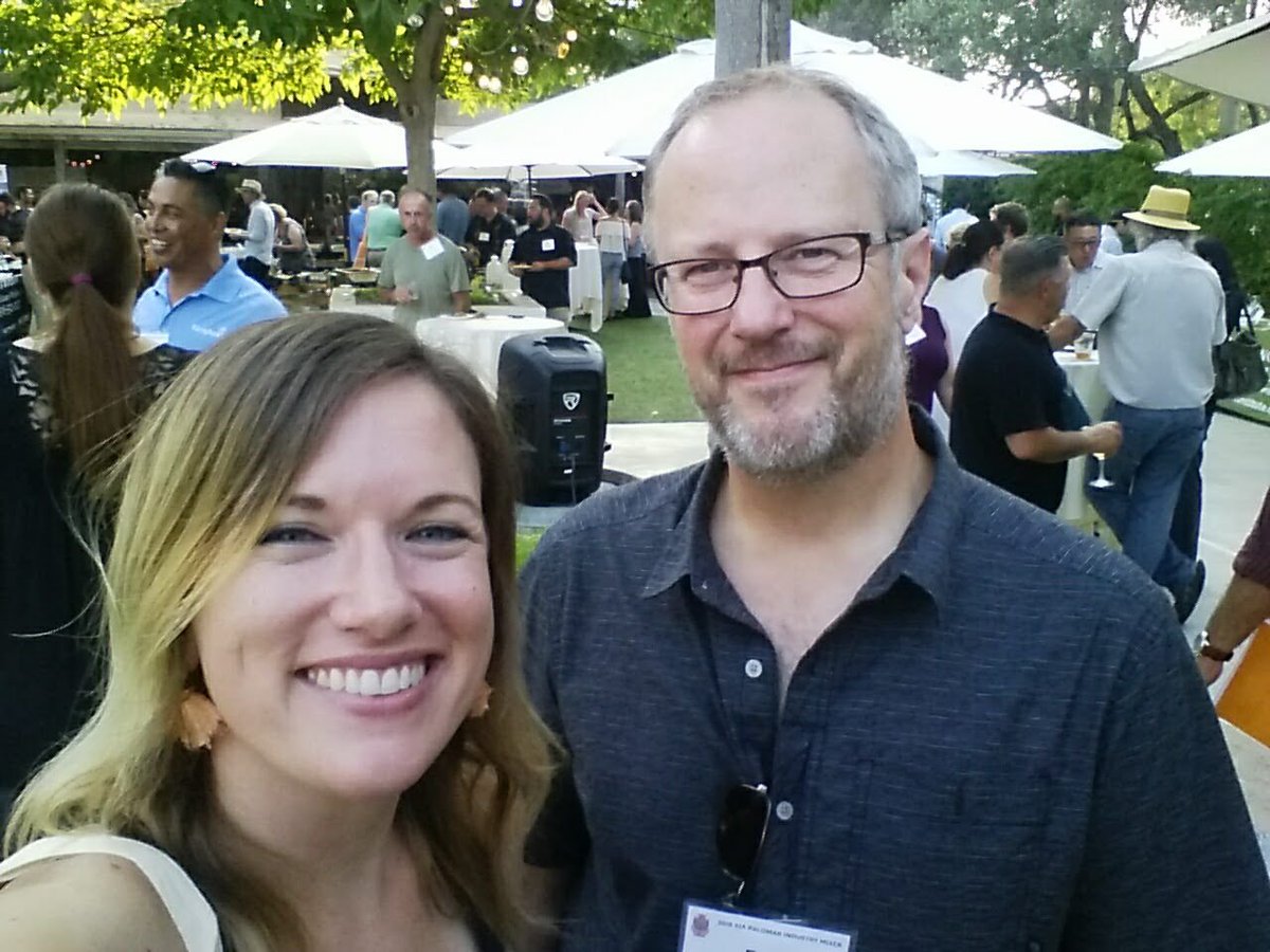 Comet_Creative's tweet image. We had a great time at the @AIAPalomar industry mixer last night! Thanks to everyone involved who made this such a fun event. @AIASanDiego