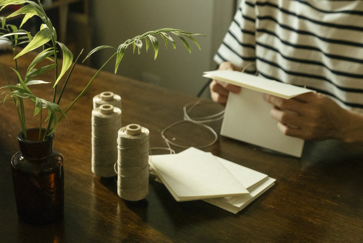 BindSomething's tweet image. bookbinding #bindsomething