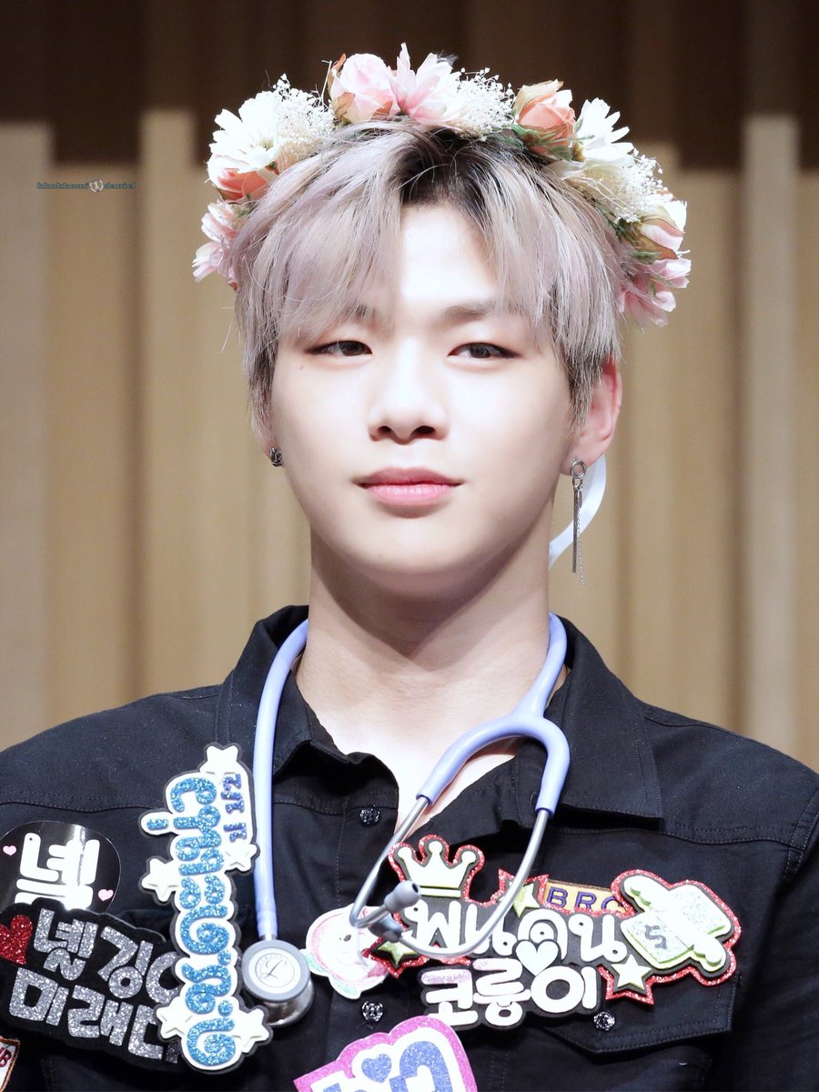 peachypeachyx2's tweet photo. 허녜리의 파팡 따라잡기😍😍 https://t.co/0DdSWEjiHW