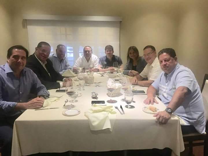 JudithAleLopez's tweet photo. QUÉ ESTARÁN COCINANDO EN EL @PRDesPanama?
SERÁ QUE APOYARÁN A CAMILITO?
SERÁ QUE MARTINCITO LES ESTARÁ DANDO LAS INSTRUCCIONES?
SEA LO QUE SEA ESTOY SEGURA DE QUE NO PUEDE SER NADA BUENO CON ESTAS MENTES MAQUIAVÉLICAS JUNTAS
#QueDiosNosAgarreConfesados
#AyMiPRD
@PedroMiguelPRD https://t.co/NHMLthbDW3