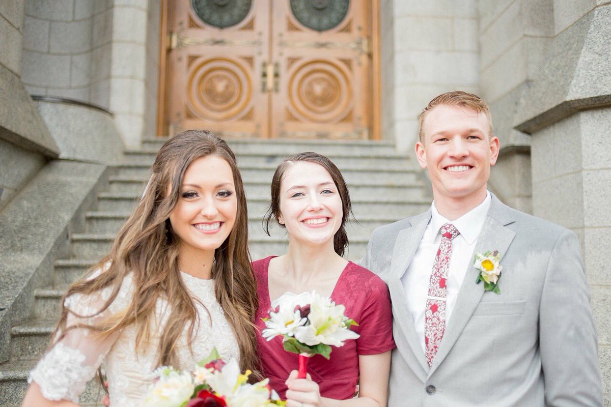 mikaylaraquel16's tweet photo. forever thankful I got to be a part of such a magical day ❤ https://t.co/cIKaQqA3lg