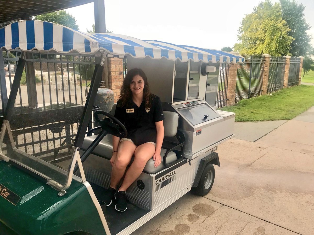 KearneyCC's tweet photo. The rain isnβt stopping Maggie on #BevCart tonight! #KCCMensLeague https://t.co/2rrHURrXSr