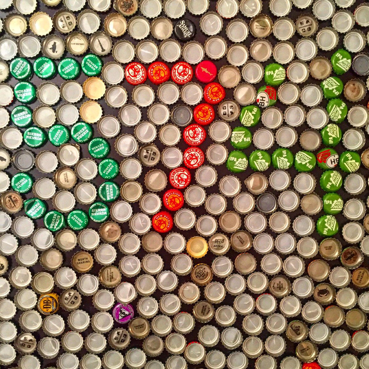 dianholton's tweet image. In honor of #ThrowbackThursday here’s a look of my vote poster for Ballot &amp;amp; Brews, an election registration related event in Jacksonville, and then hours later for my #DailyDigits project. See more at Dianholton.tumblr 😉 #designforgood #socialimpact