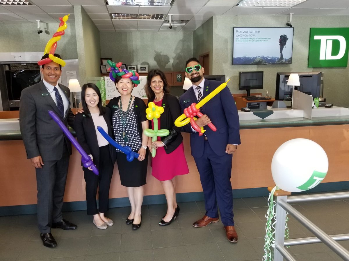 #TDThanksYou So thrilled to recognize our customer Dr Greg Chang and his organization SuperChefs -focused on fighting childhood obesity and promoting healthy lifestyles for youth in our communities. @MauroManzi_TD @GurjivChahil_TD