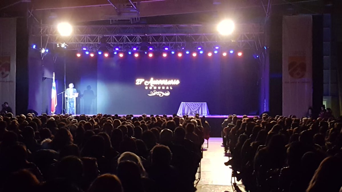 Cuadrado_2016's tweet photo. Celebramos el Aniversario 27 de Huechuraba con el Ballet Alicia en el País de las Maravillas. Reafirmamos que la cultura es un derecho que debe estar al alcance de todos. Felicidades a todos nuestros vecinos. https://t.co/SXxonw4wDU