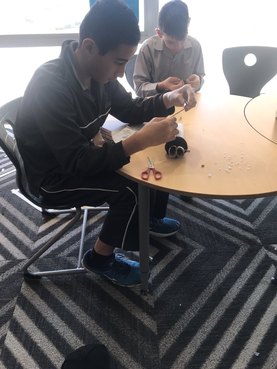 smcm_school's tweet image. It’s CC Friday in the Seniors! Create and Collaborate! #learningdispositions