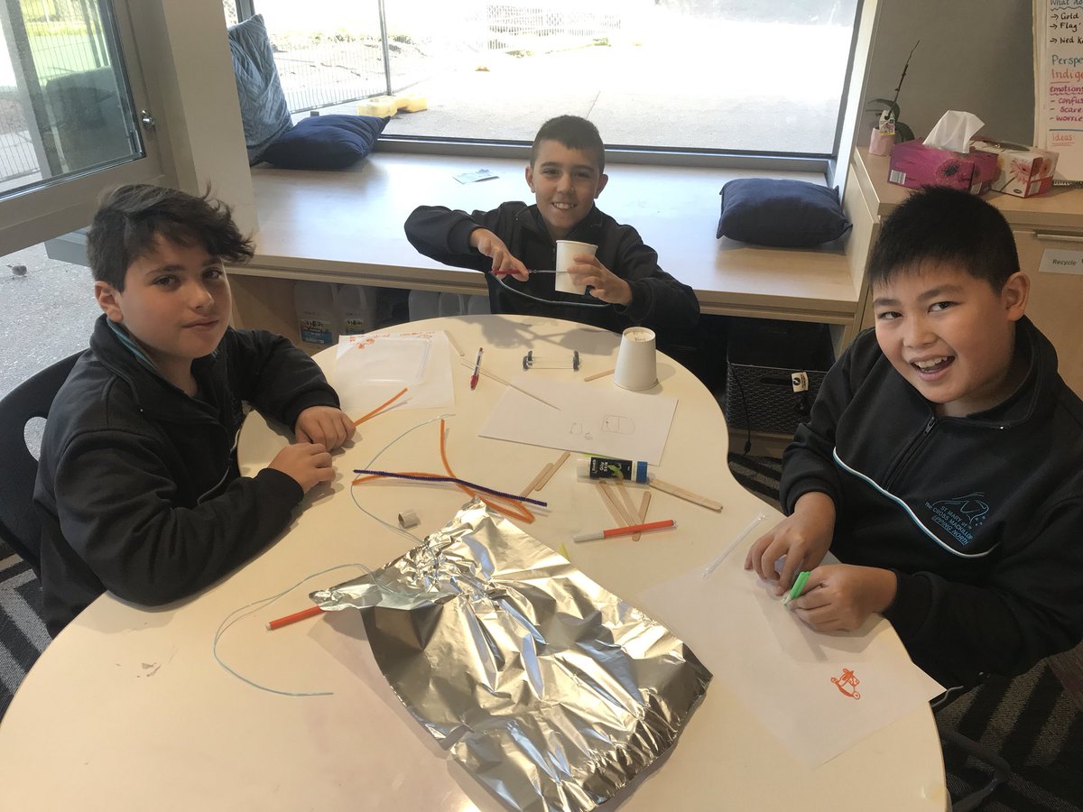 smcm_school's tweet image. It’s CC Friday in the Seniors! Create and Collaborate! #learningdispositions