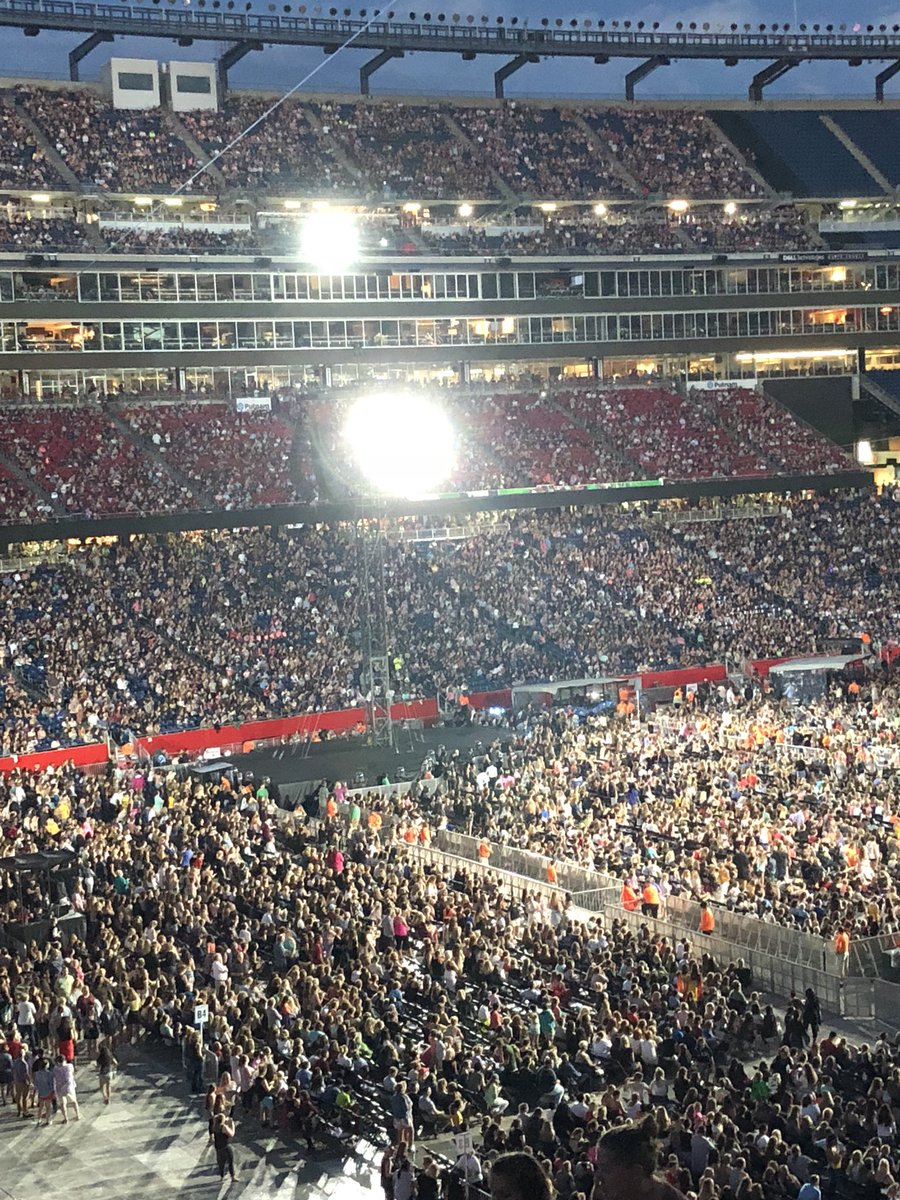 kara boudreau tweet media