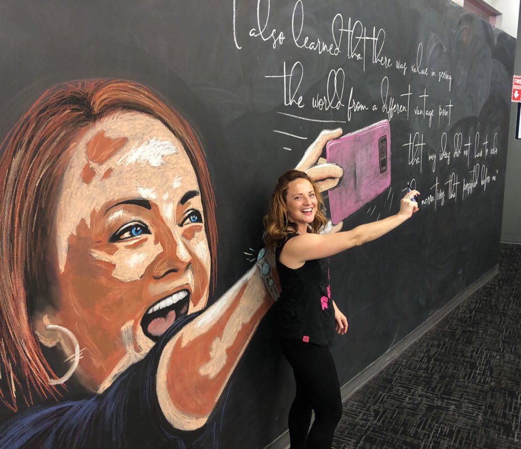 CallieField's tweet image. And then! @UKnow_Adolph and his Jefferson team blew me away with the customer insights and solutions they provided in #TexTalks. And! Wow! Thanks for the mural and my turquoise bday present 🎁!!