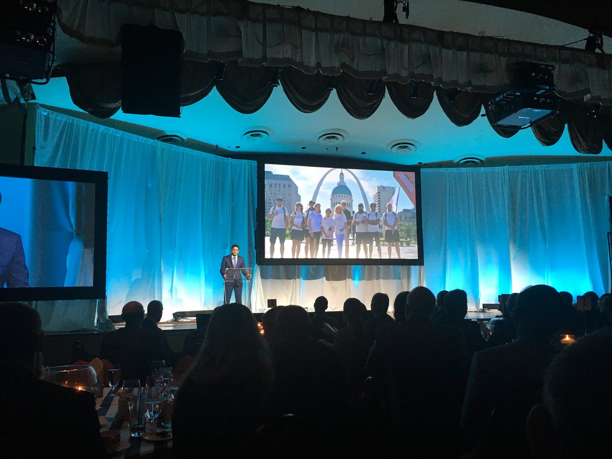 MarkISutherland's tweet photo. Brilliant that the @supportthewalk team and their efforts were recognized at the @STLRegChamber Annual Event #One81 in front of 700+ regional leaders. @DrBiden @JoeBiden @bidenfoundation https://t.co/0NJZOwV4Hz