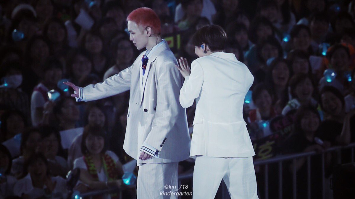 kin_718's tweet photo. 7.26 SHINeeWORLD J presents 
~ SHINee SPECIAL FAN EVENT ~
TAEMIN😁😆🤣 x KEY🤗😘😱

#태민 #TAEMIN #テミン https://t.co/ZNTbYDNSiz