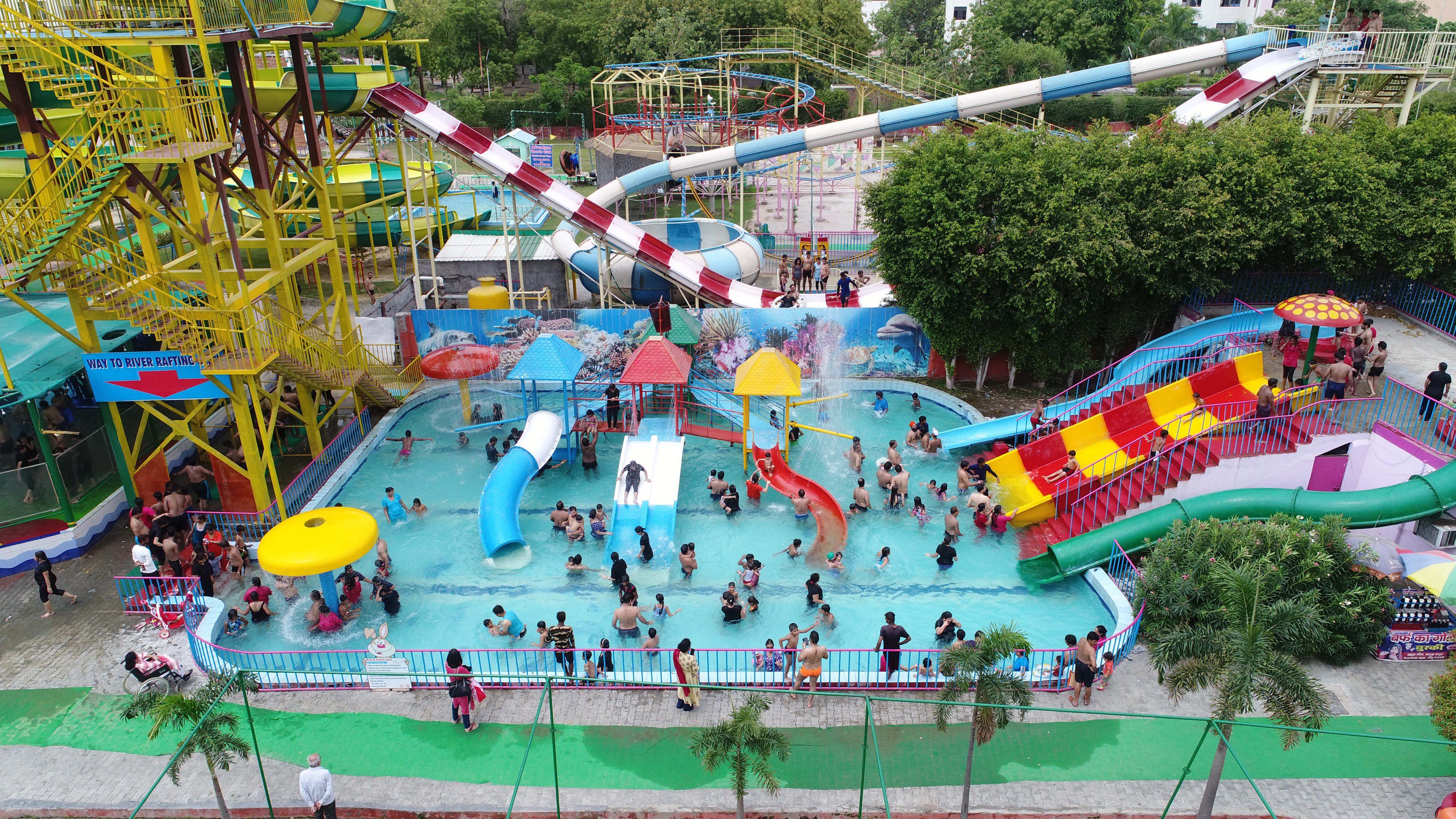 5 Water Parks in Delhi NCR to Must Visit This Summer 2025