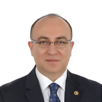 UlviYonter's tweet photo. Cuma’mız mübarek olsun. Allah ülkemizi, milletimizi, vatanımızı, Milliyetçi-Ülkücü Hareketi sonsuza kadar korusun, kollasın...Muhasım parmakların bize mütekkebiren sallanması boşunadır, şantaj ve tehditler esastan bozulmalıdır. Türkiye’ye vahşi batı edebiyatı sökmeyecektir... https://t.co/itvp0Ma1wN