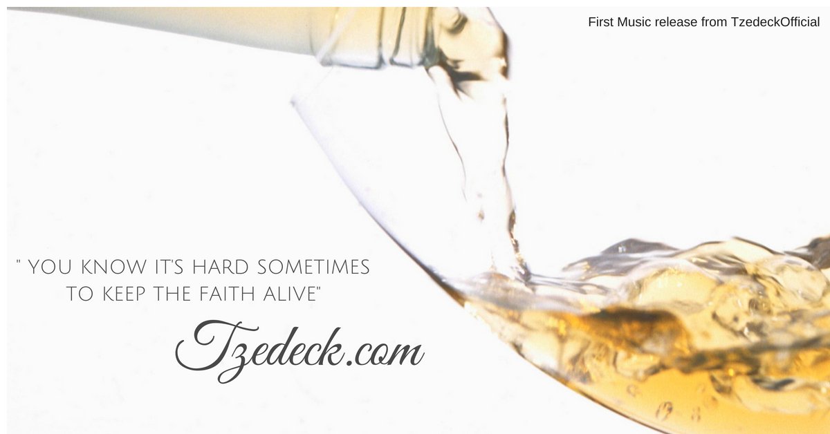 TzedeckOfficial's tweet photo. https://t.co/uClneZOg7I
#HardSometimes #KeepFaithAlive, #whenallyoudoisStrive, #Neverseeadime
#Remix2018 You can now hear on-line at @TrendCityRadio , @TrendCityShow https://t.co/UaxPnARhAn https://t.co/HbHisCyEnW