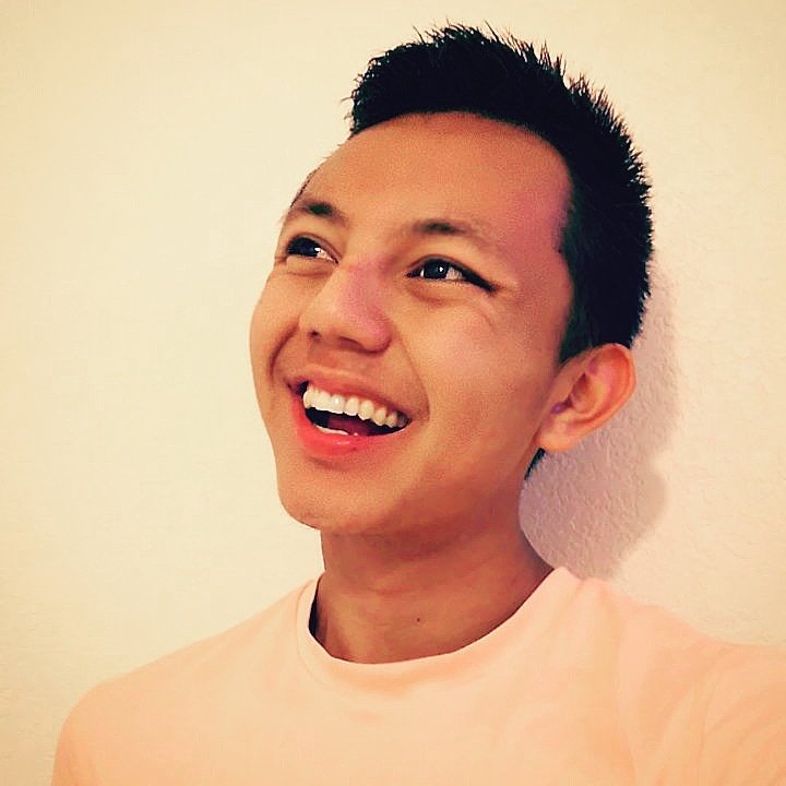 raw_ber_toe's tweet photo. Studies shown that in order to be consider a healthy human being we need to laugh. Do we as human beings laugh occasionally? Is the true question. Depression is a disease. Words of encouragement are needed for those in need of them. Spread the love. #love #encourgae #awareness https://t.co/QXEgKTXOfe