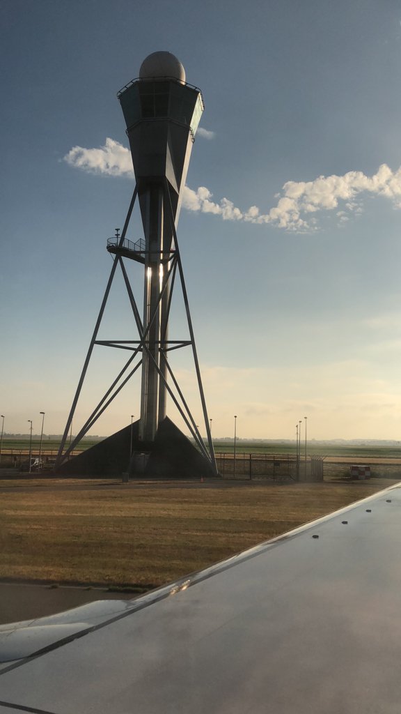 hapte's tweet image. #wingfriday #KLM kl1001 to #LHR