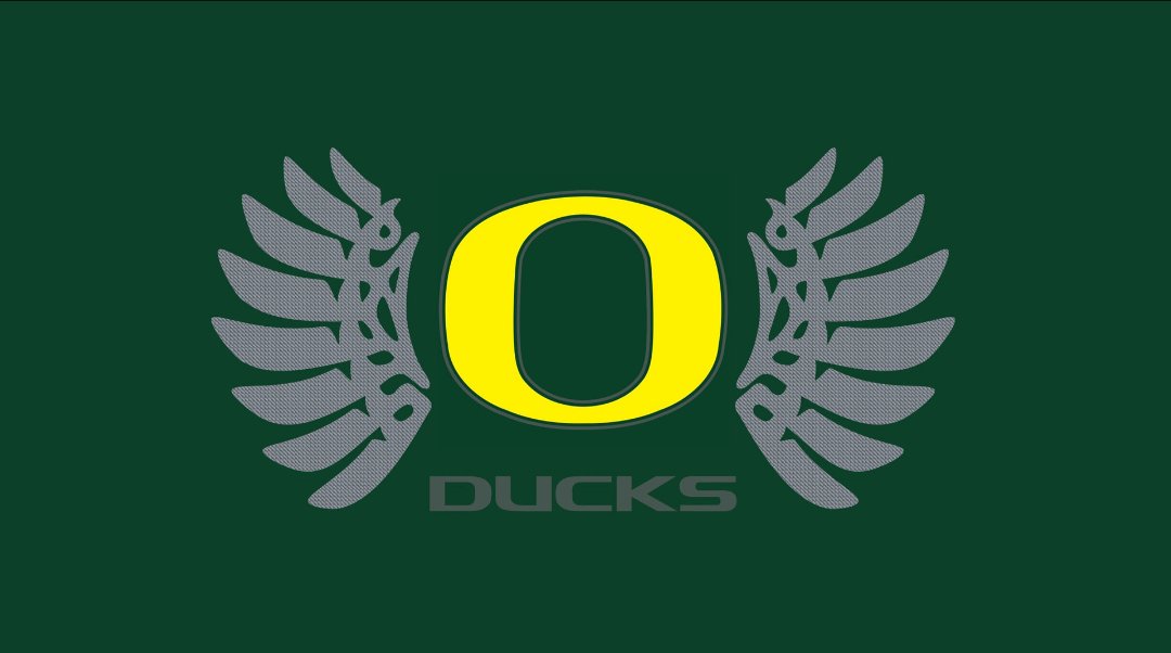 ThePolarBear605's tweet photo. I am very excited to say I have received a scholarship offer from the University of Oregon @oregonfootball thank you @CoachMirabal for the opportunity. #goducks #offered🦆🦆🦆🦆 https://t.co/tbSnihGj5c