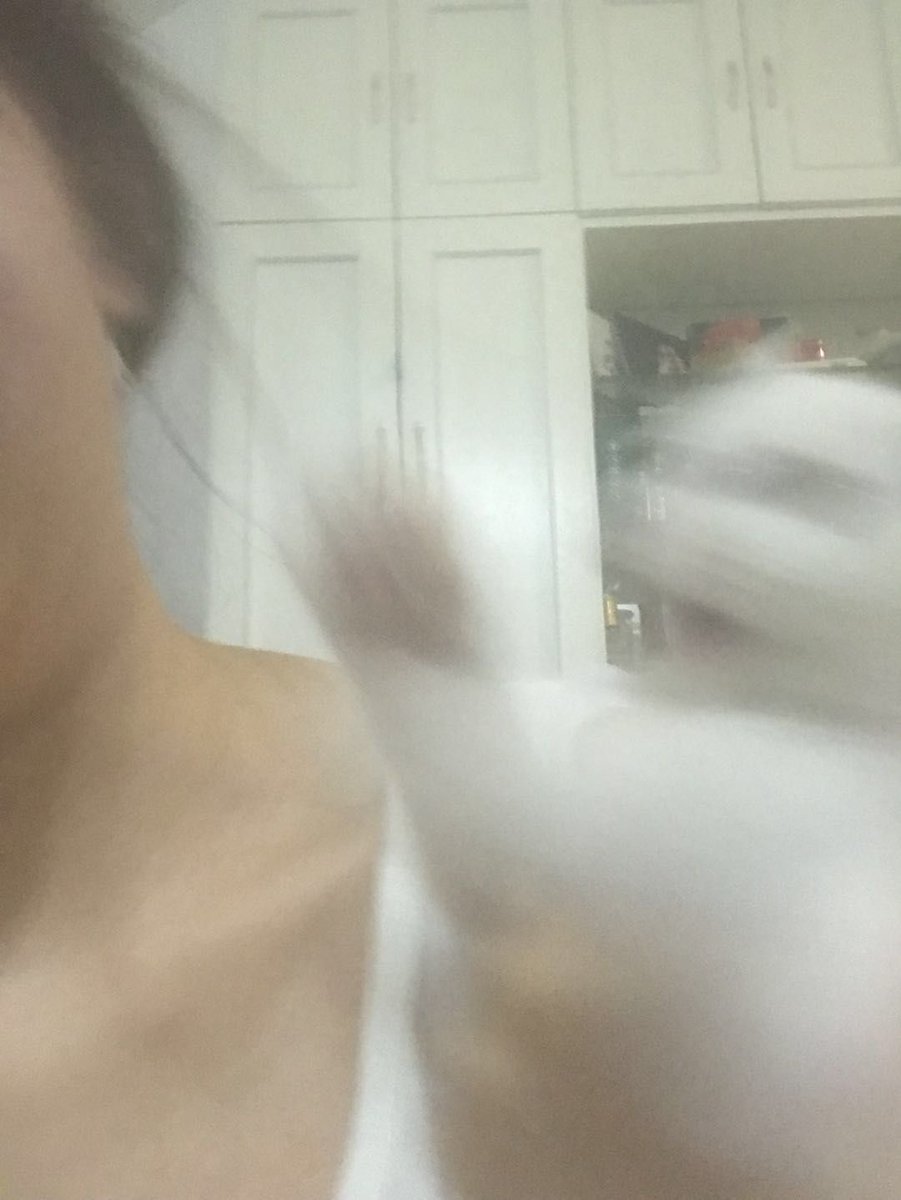 NaTaiNoah's tweet photo. Fast hand , aka Kuaishou in China ,is an annoying thing u shd remember no matter if u guys have ever heard of it before. https://t.co/9fcBWLFhQG