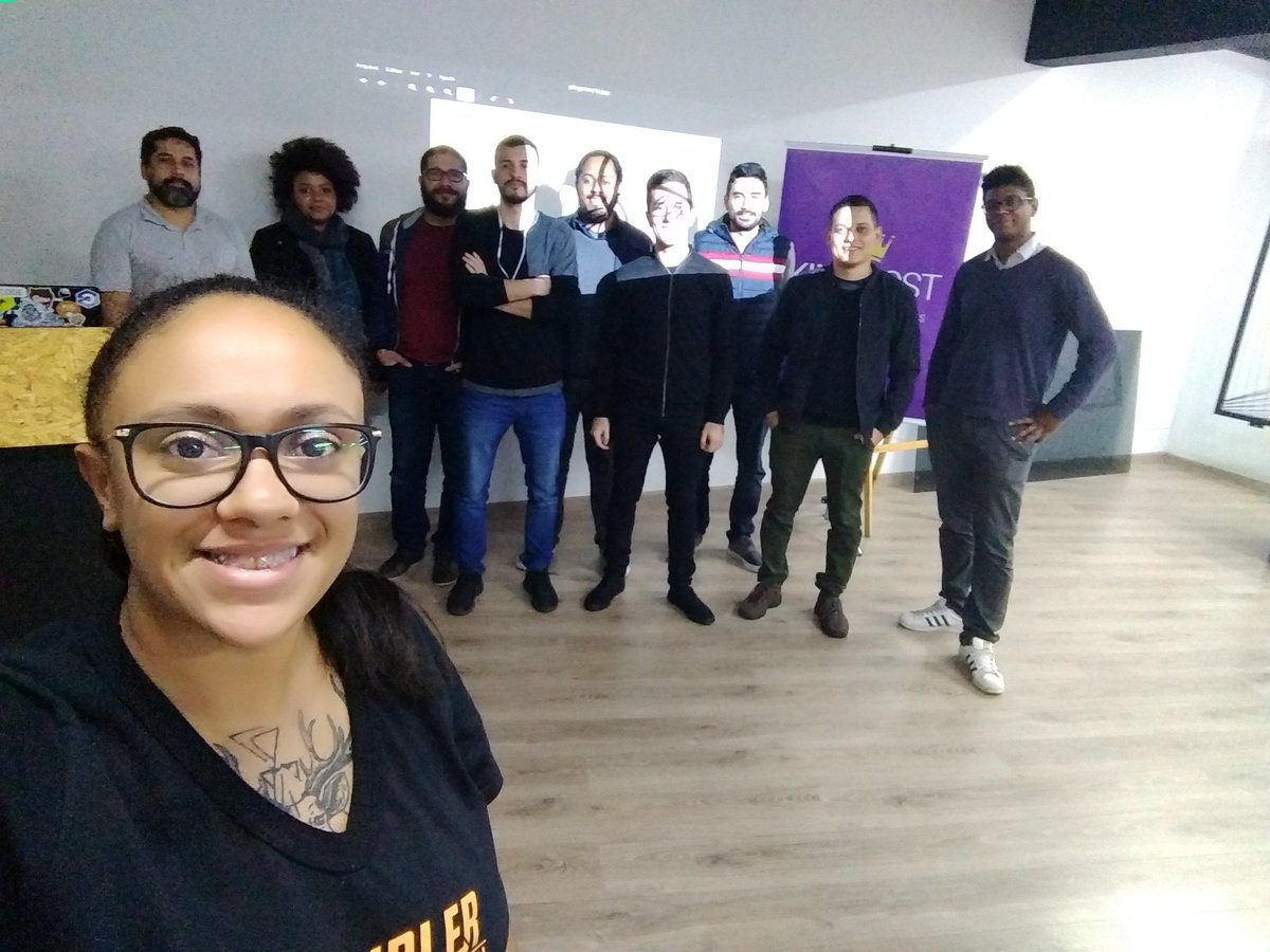 masbahnana's tweet image. Obrigado a todos que puderam comparecer ao primeiro workshop do @MeetupBR do #linuxforall na @KingHost vocês são demais!