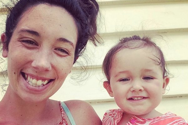 SarahFWriter's tweet image. Alex didn't understand how anyone could have a baby without realising they were pregnant. Then, she woke up feeling ill, and gave her birth to Poppy (named because she 'popped' into the world!) Very cute! bit.ly/2LS3Fg0  #surprisebaby