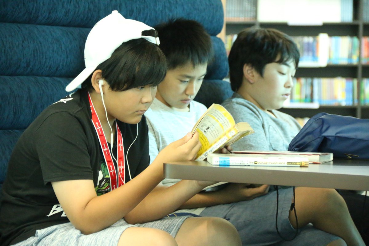 ECIMsummercamp's tweet photo. The library is a cosy place to chill...I mean read 😆 https://t.co/BDw2WPYrmZ
