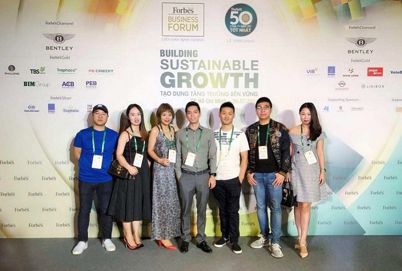 BKEXGlobal's tweet photo. The BKEX  Global Tour - Vietnam Tour, BKEX partner Miko yesterday afternoon attended the Vietnam BitQueen Blockchain Dinner &amp; Forbes Forum !🥳🥳🥳🥳🥳🥳 https://t.co/nGjLGOHn9d