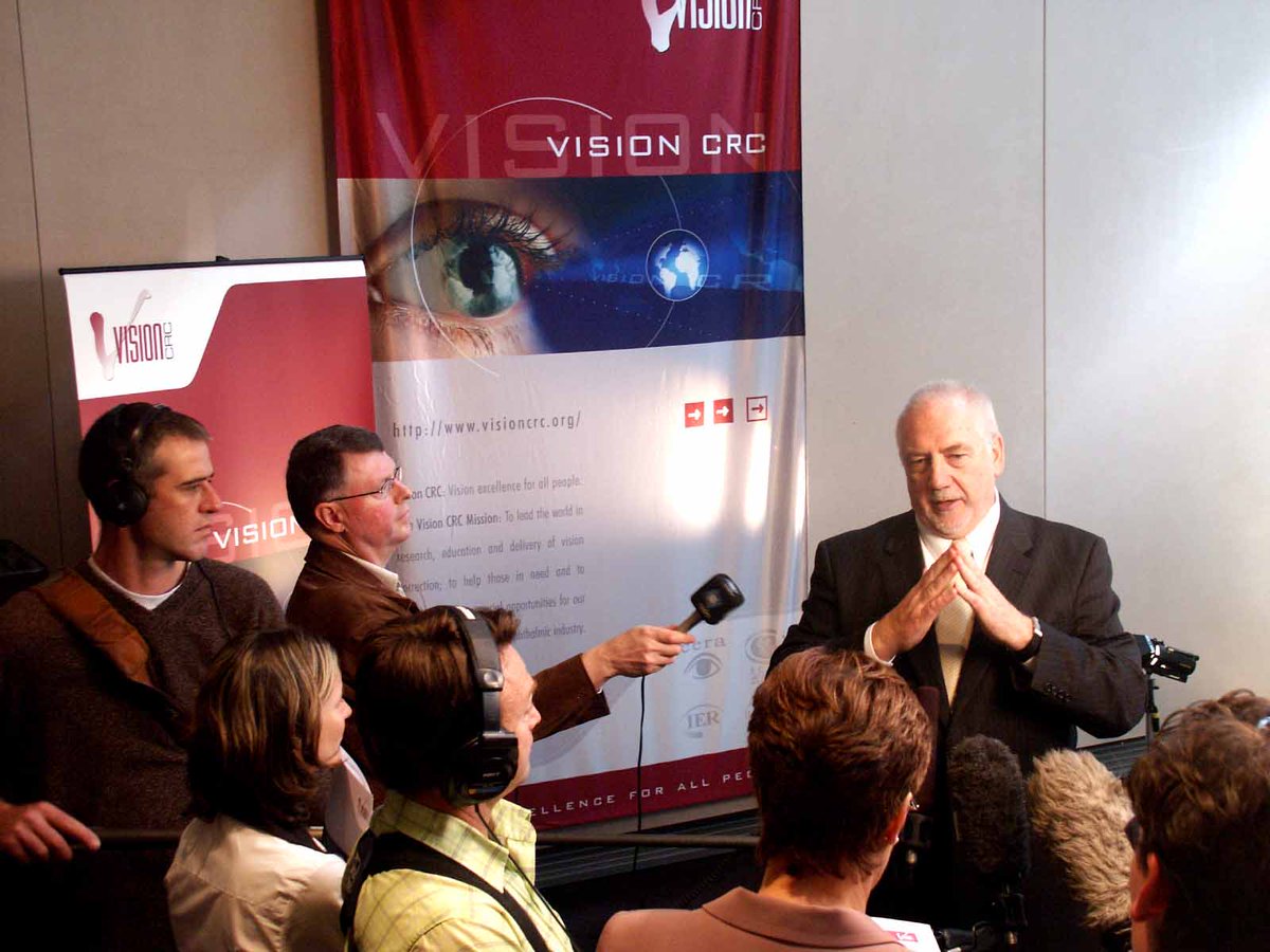 brienholden's tweet image. Three years today since Brien Holden left us. Forever remembered as an influential figure in the global optometric industry. ‘I stand on the shoulders of giants so I can see further’ #alifetimeofvision #visionforeveryone