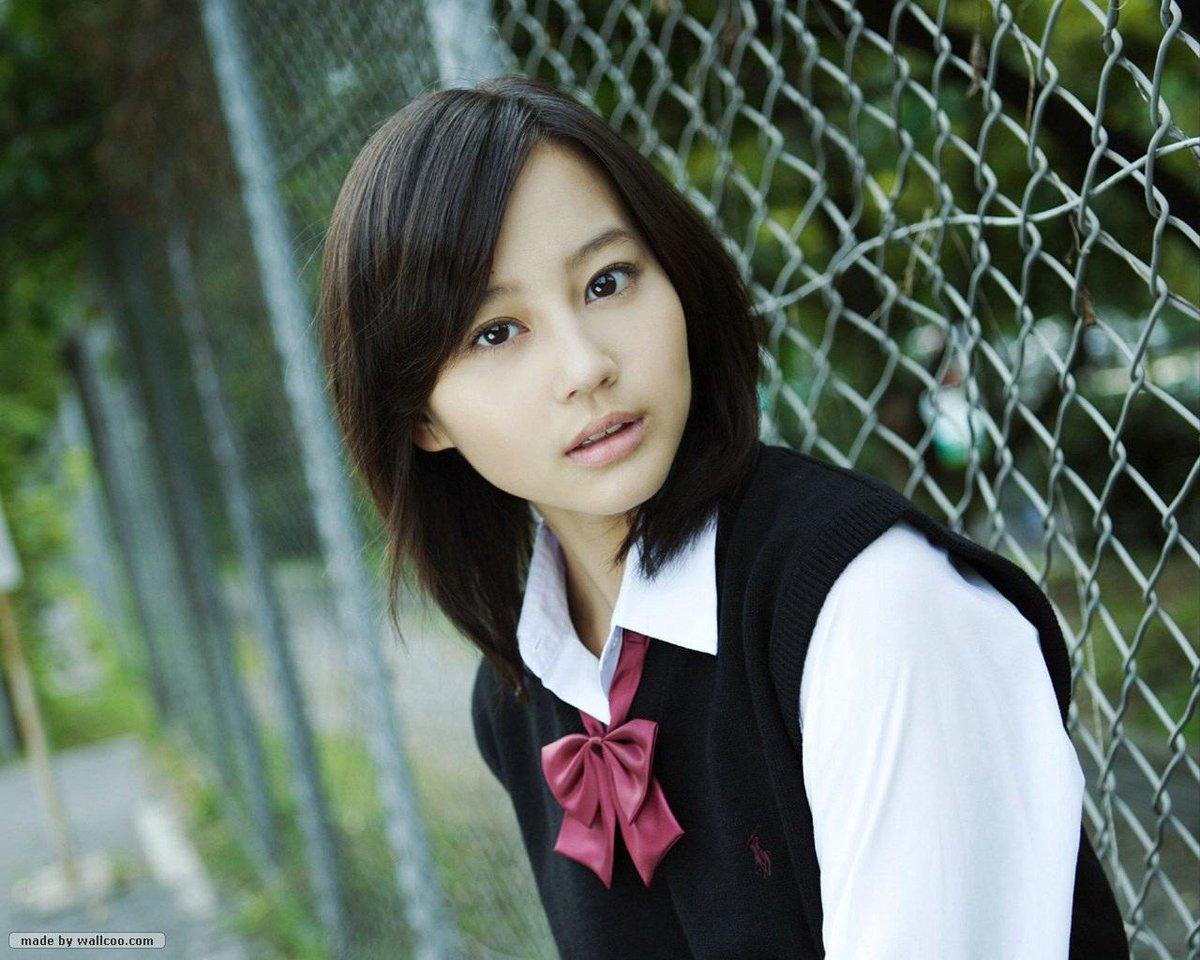 堀北真希 かわいいと思ったらrt フォロワーさんからの画像リクエストを受け付けています 詳しくは固定ツイートを見てください かわいいと思ったらrt かわいい女性図鑑 Girls Info Bot