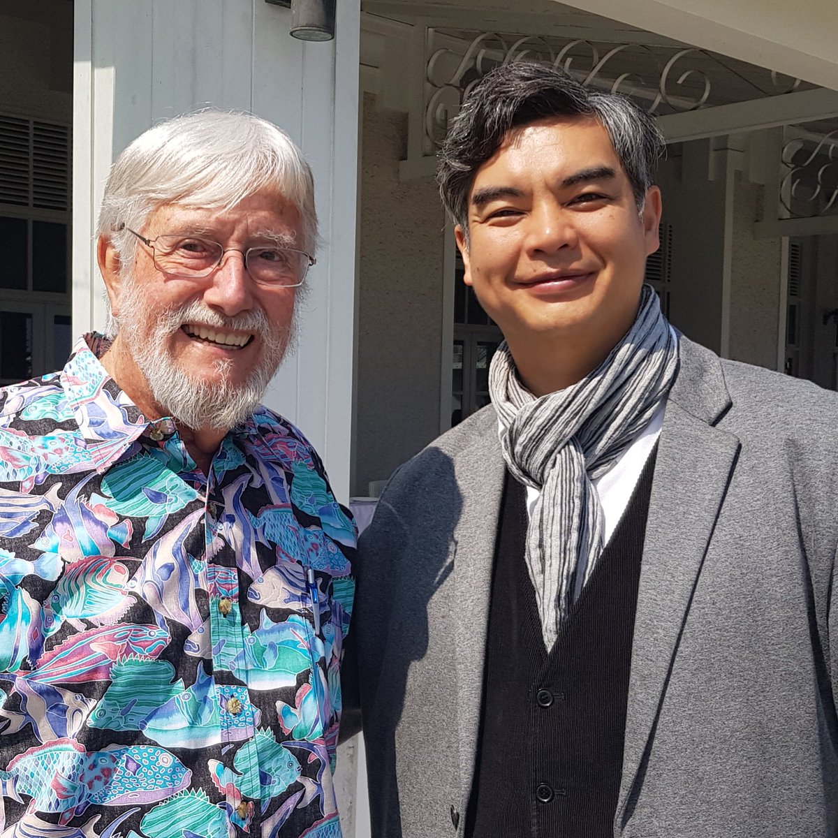 Fascinating exchange with Jean-Michel #Cousteau, who is such a strong advocate for #oceans, the #Pacific, #ClimateChange, #marineprotection & #Fiji!

#CAPP2018 
#Talanoa4Ambition