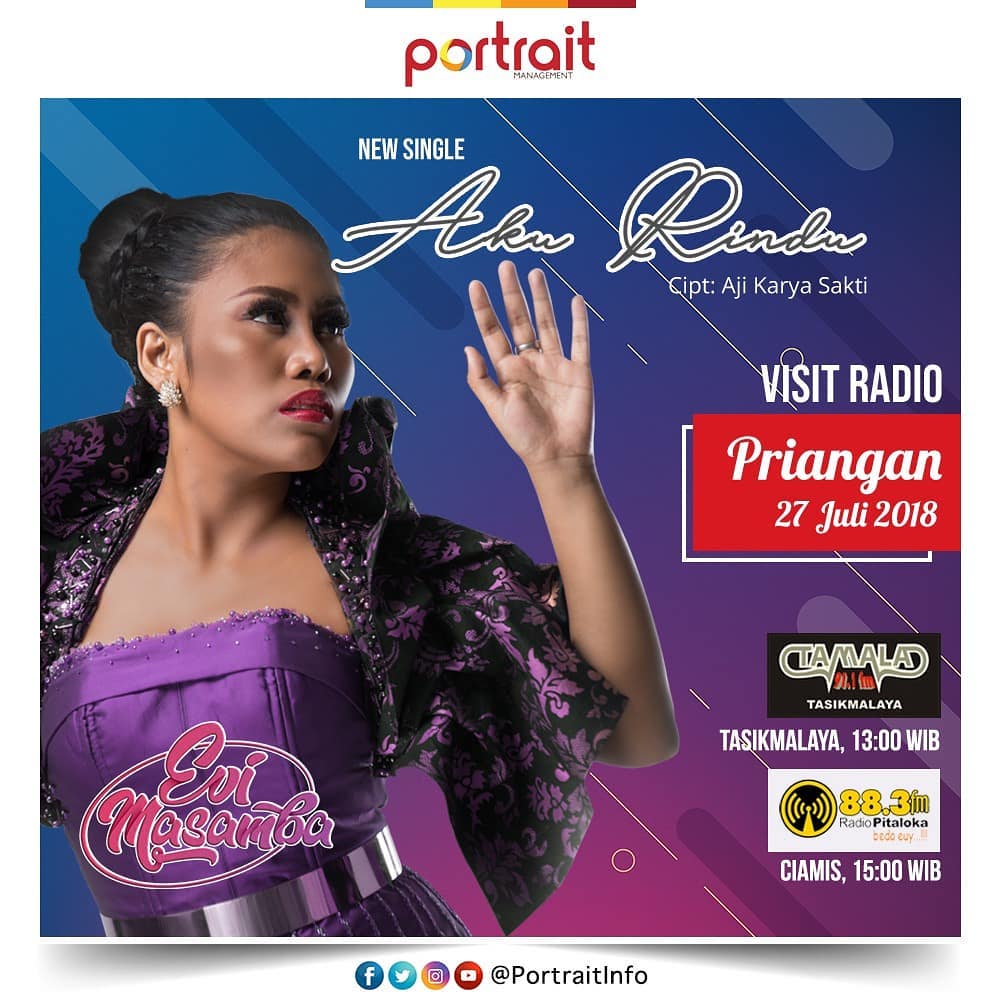 Hari ini <a href="/DA2_Evi/">EVI_MASAMBA_REAL</a> akan visit radio loh~
Tamala 91.1FM pukul 13:00
Dan Radio Pitaloka 88.3 FM pukul 15:00 
Tune in ya~

#evimasamba #evigassing #visitradio #happyfriday