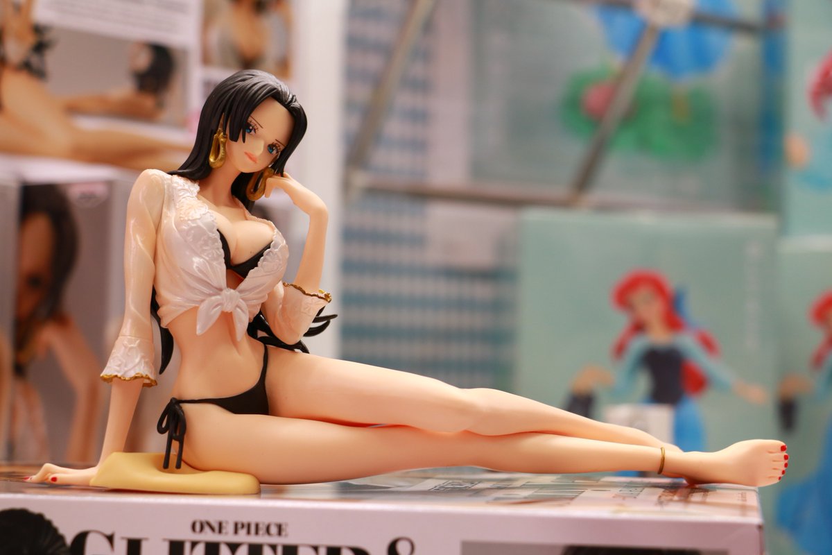 岐阜レジャーランド穂積店 プライズ 7 24入荷 ワンピースglitter Glamours Shiny Venus Boa Hancock 水着姿のセクシーなハンコックさん入荷してます 脚線美 ﾉ ﾎﾟｯ ワンピース ハンコック Boahancock T Co Vdxli8o0kb Twitter