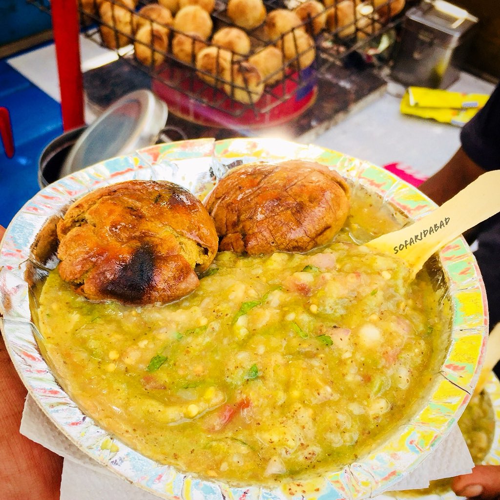 sofaridabad's tweet photo. Good Morning!!
It’s litti Chokha Time😍😋
#bbloggers #indianfood #morning #delicious #HaveANiceDay https://t.co/sK6T86be61