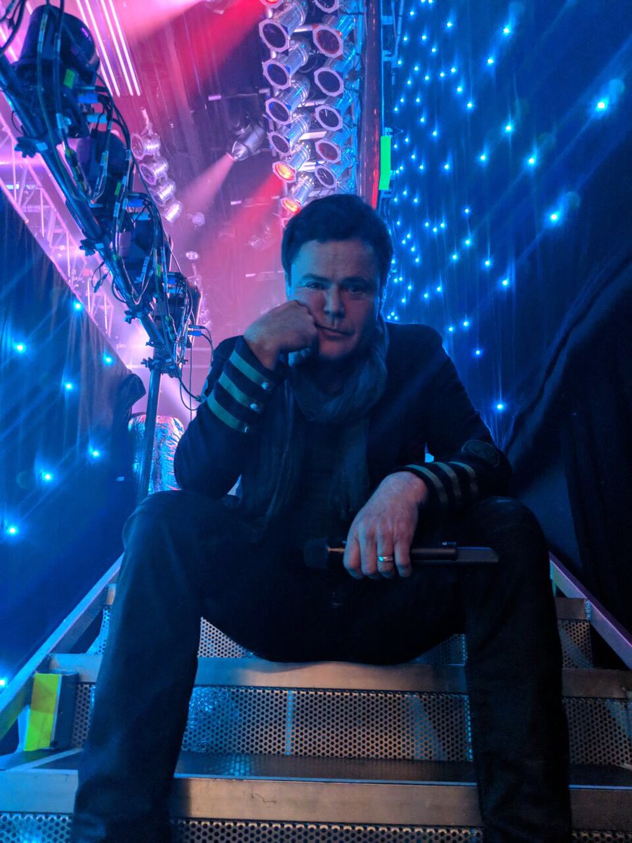 donnyosmond's tweet photo. Waiting... and waiting... and waiting for Marie to get off stage so I can go on. π #dmsummertour https://t.co/vxnV7oUPH7
