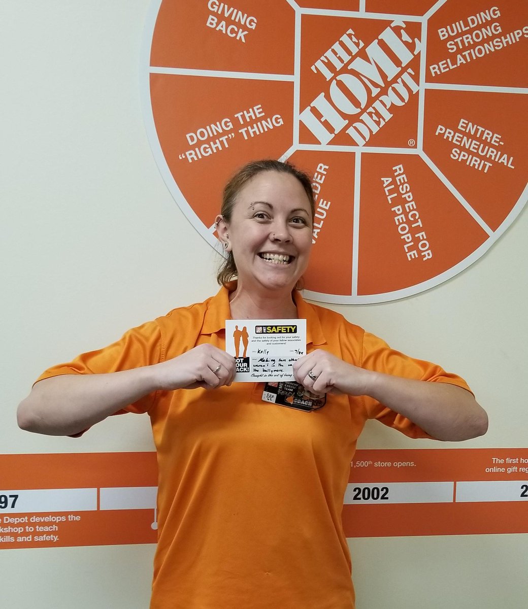 D92Met's tweet photo. Our #metgotyourback winner for May. Congratulations  Kelly! @METGotyourback @Kevin_c_lam1111 @BCHaynes56 #d92teamb https://t.co/t0b3QXahBd