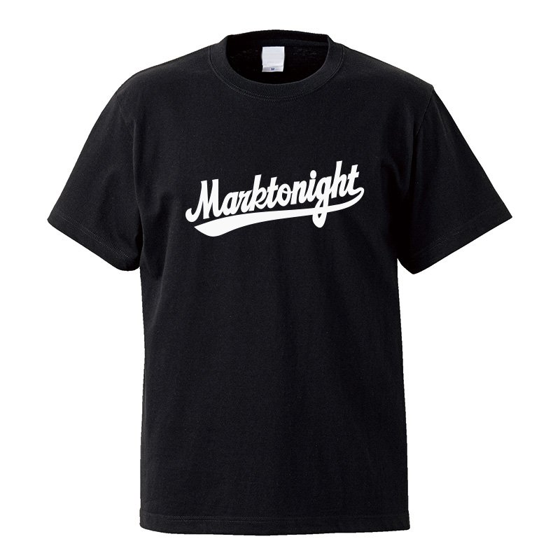 mark_tonight's tweet photo. 【Store】新商品のお知らせです!ロゴTシャツを今度はモノトーンで展開します!先日リリースされたキャップと合わせて、夏の間にぜひゲトっちゃってください! #MarkTonight
https://t.co/k7ZqbXrB0o https://t.co/C6zfA6Z8gg