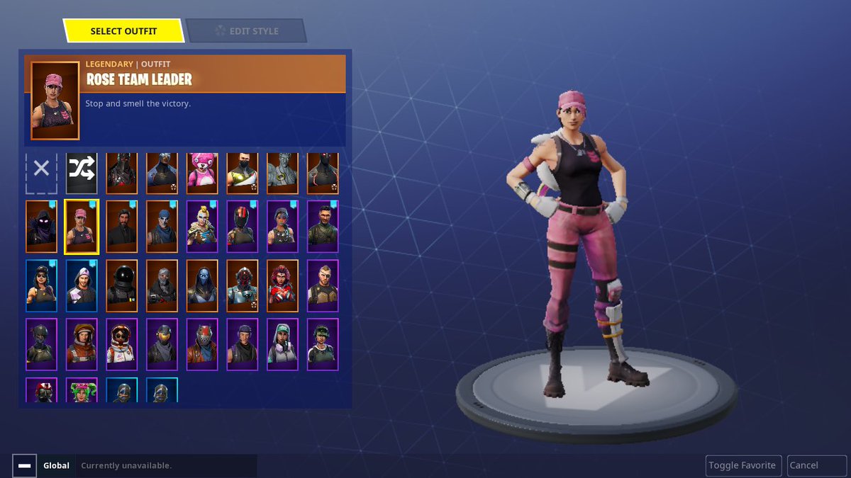 TradeingA's tweet photo. Looking to trade my account for 25$ Xbox got card DM if interested #skulltrooper #rareskins #Fortnite https://t.co/faXoD8N08Z