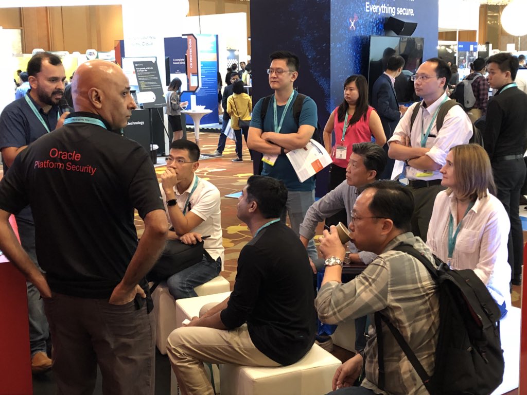 cmvithlani's tweet image. #RSAC APJ 2018 #IDCS #BlockChain #IOT live session by Niel Pandya Amitpal Singh Dhillon @OracleSecurity