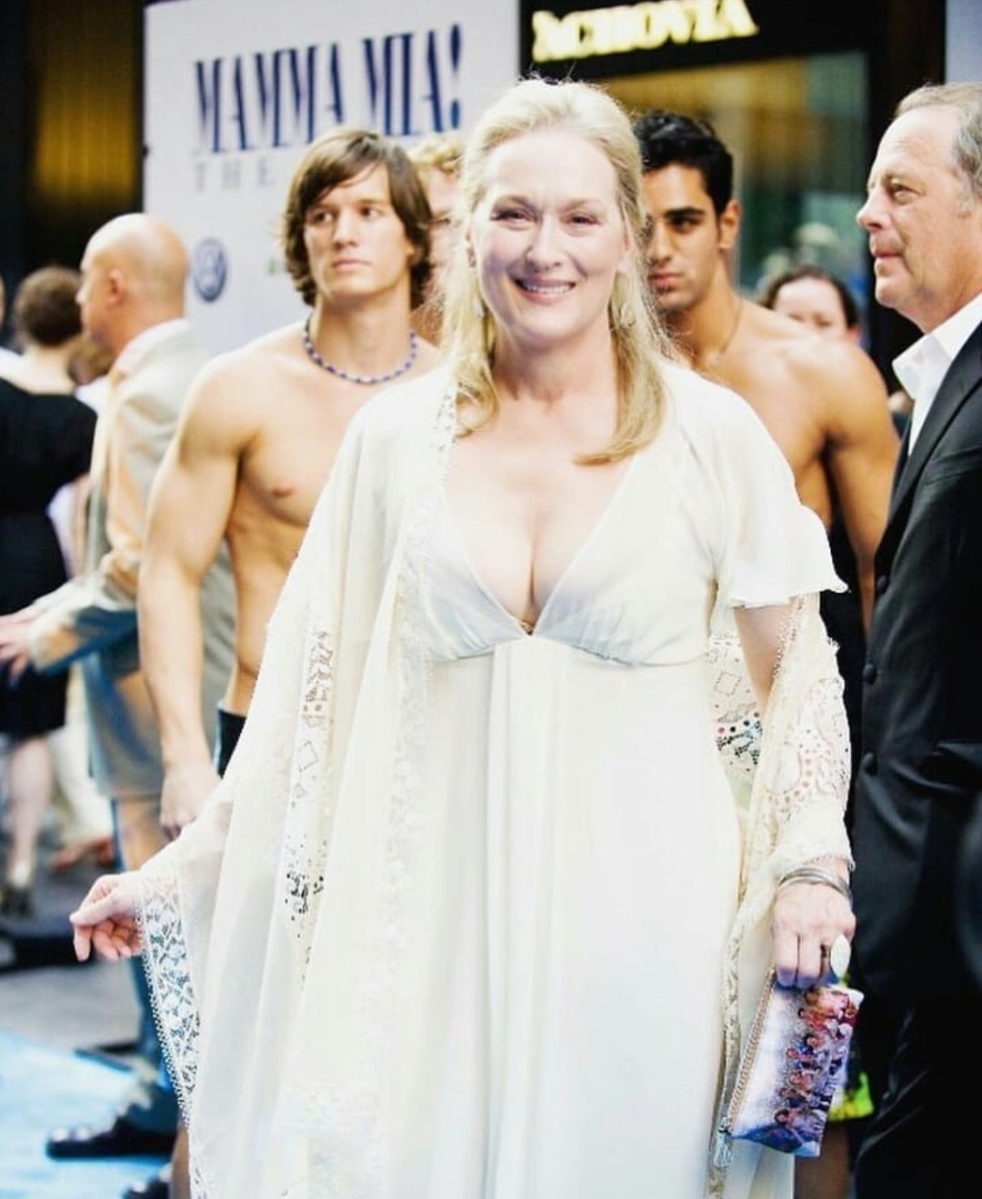 Meryl Streep Sexy Pics Meryl Streep on Twitter: "#stroobs #strummer and two hot shirtless guys in the background... What do you want more?? https://t.co/E1O7rkbqbc" / Twitter