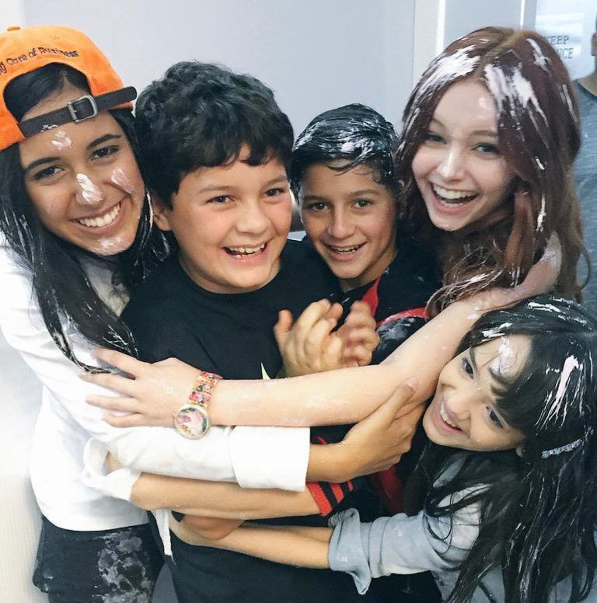 Marie_Chloe1's tweet image. And here is a sticky situation #talia #poweful #latina #titk @Nickelodeon #taliainthekitchen @MariaJQuezada @ellisannjackson @GalileaLaSalvia ❤️❤️❤️❤️❤️❤️