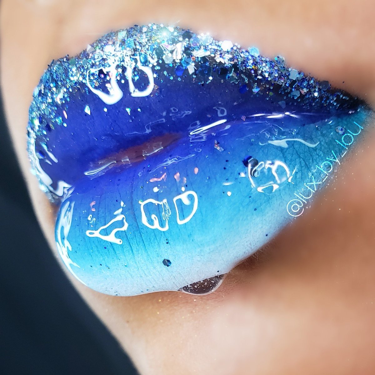 AlexisL9195's tweet photo. @NyxCosmetics "Jet-Set" This Look is called "Under The Sea" #makeuplooks #NYX #NYXProfessionalMakeup # https://t.co/VonV6t4aya