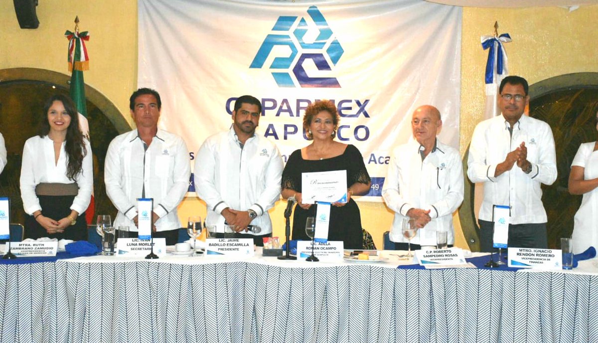 CoparmexAcaOf's tweet photo. Llevamos a cabo nuestra Sesion Mensual de Socios e Invitados correspondiente al mes de Julio/2018; preside el Lic. @Jaime_Badillo; como invitada especial tuvimos la presencia de la Lic. @adela_roman, Pta Mpal Electa de Acapulco.

#SerCoparmex
#JuntosSociedadYGobierno https://t.co/olqUcawPGm