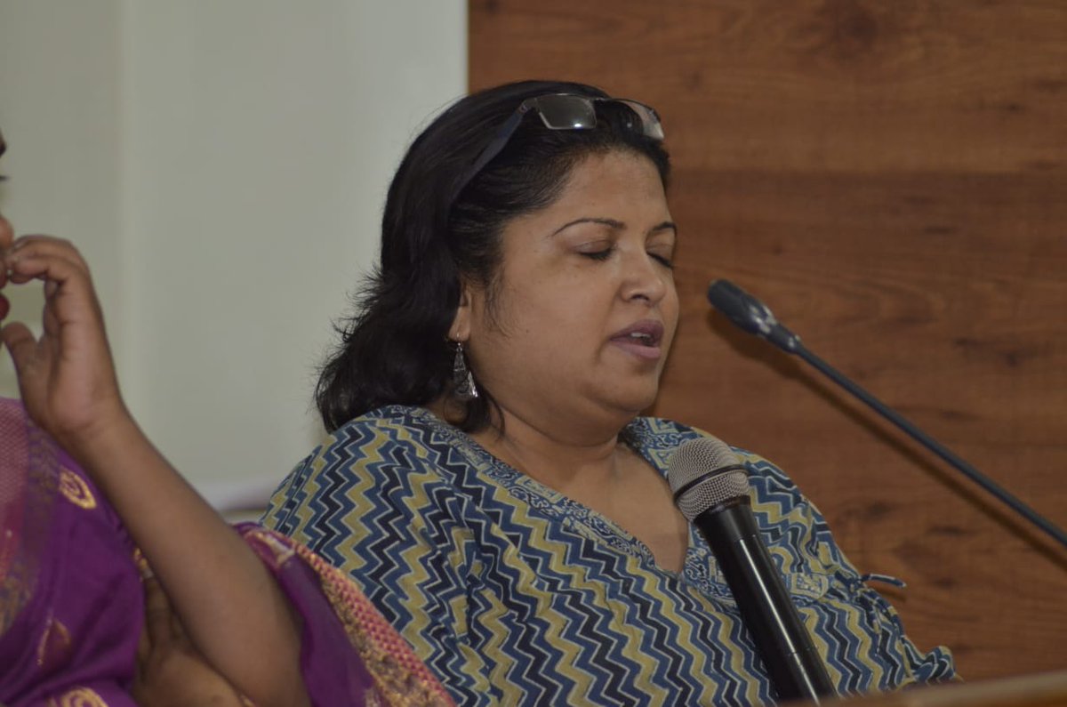 कार्यशाला में सुगम्य भारत अभियान के लिए भारत सरकार की सलाहकार सुश्री अंजलि अग्रवाल (@access_anjlee) ने कहा कि कोई व्यक्ति डिसेबल नही होता बल्कि वातावरण उसे डिसेबल बनाता है। #Sugamyabharat