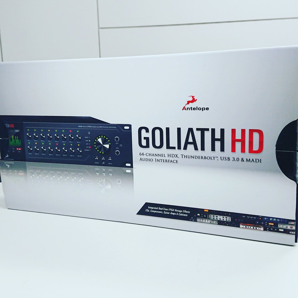 mixwavepro's tweet photo. Antelope Audio / Goliath HDのデモ機入荷!
デモご希望の方は、弊社までご連絡ください。
気になる音質、操作感、OSの相性などチェック可能ですよ!
#antelope #goliathhd #goliath #antelopeaudio #hdx #protools #usb #thunderbolt #daw #adda #converter https://t.co/XC026NBPha