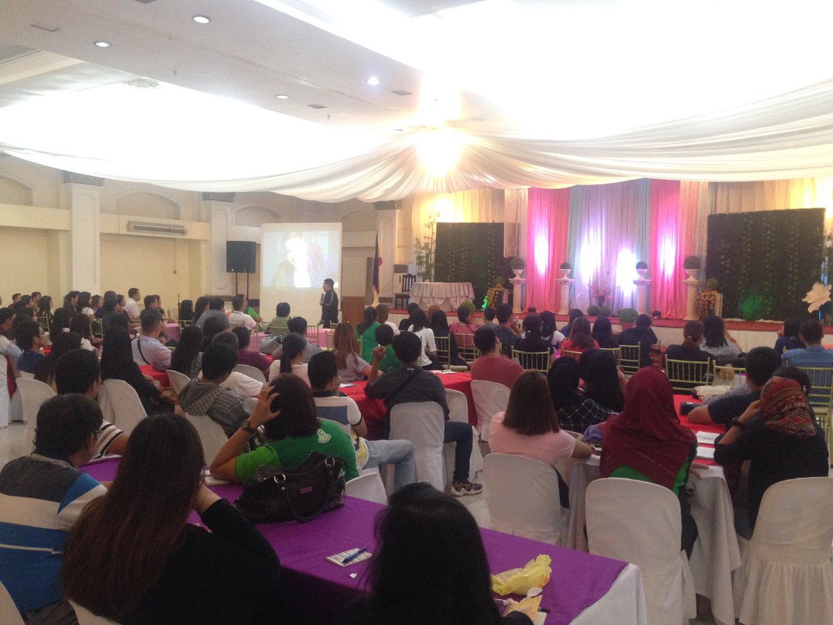 JdDoce's tweet photo. Blessed to attend Chinkee Tan's #iponpamore Seminar here at Molave Hotel in Tagum City. https://t.co/guMpszcA3g