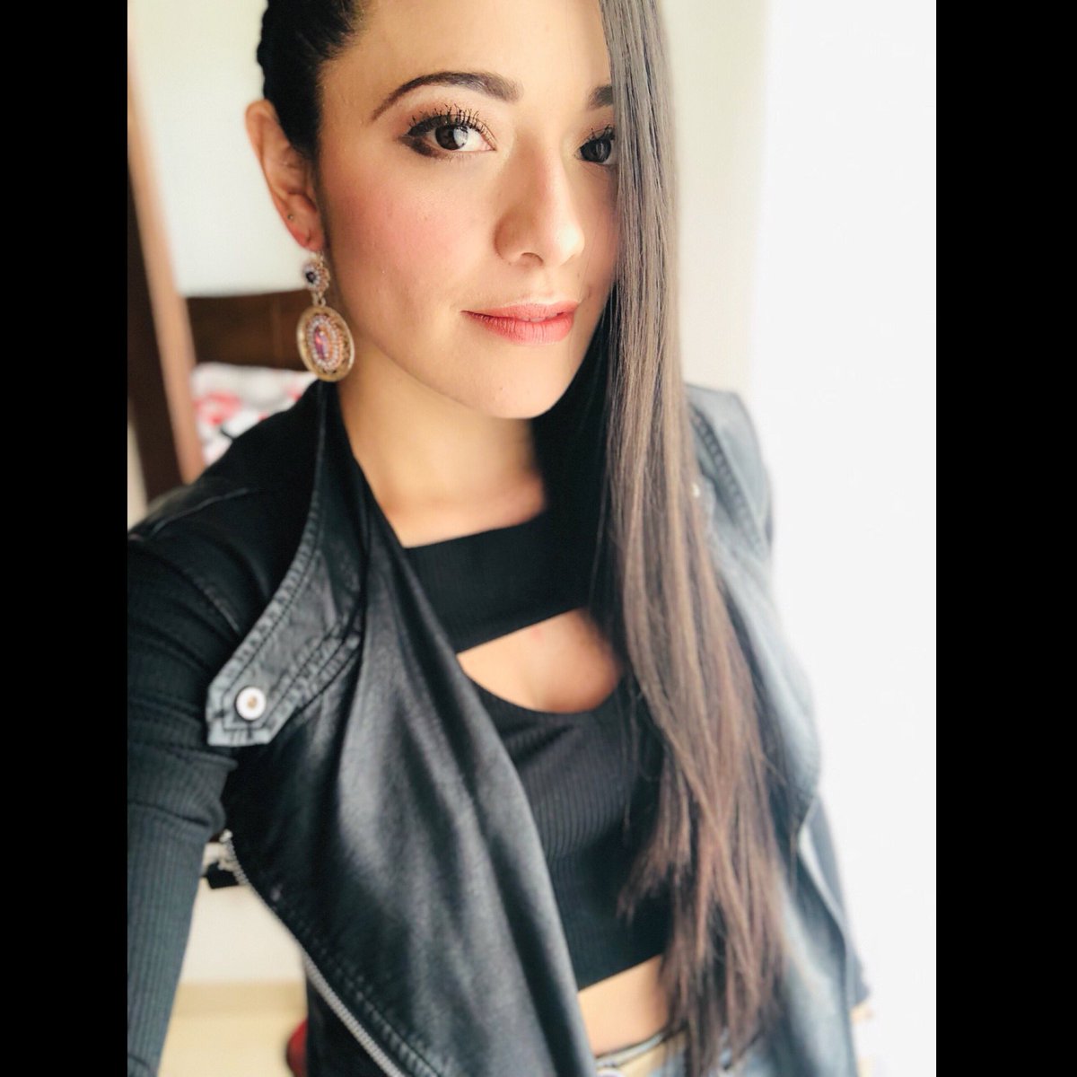 flavillarreal's tweet photo. Felicidad 💋 https://t.co/mIGC7GLSWI