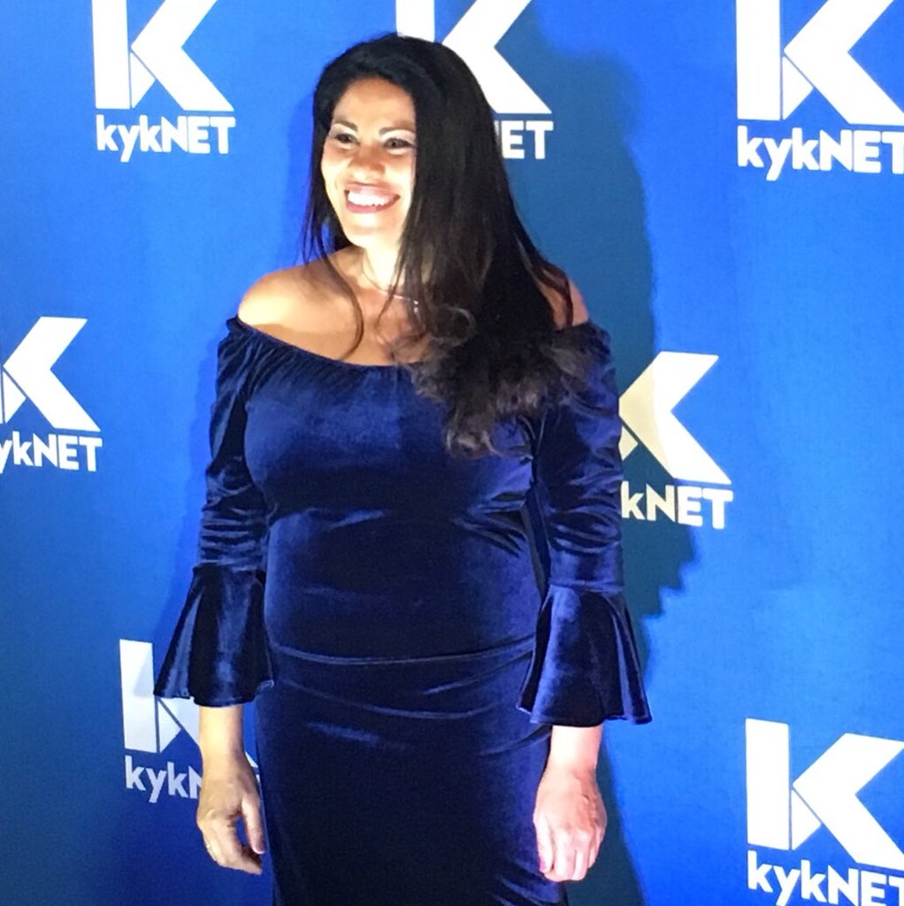 storiemaker's tweet photo. @stroomopfilm premiere rooi tapyt fotos!!!
@CarlaClassen @ilseklink @ChanelleDeJager @fanie_sarie @stroomopfilm
#RaakVerloreVindJouself #StroomopFilm #rooitapyt https://t.co/mOWYBDMsH9
