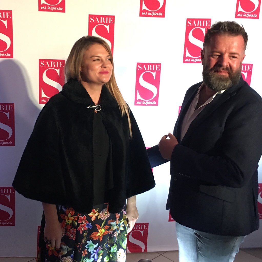 storiemaker's tweet photo. @stroomopfilm premiere rooi tapyt fotos!!!
@CarlaClassen @ilseklink @ChanelleDeJager @fanie_sarie @stroomopfilm
#RaakVerloreVindJouself #StroomopFilm #rooitapyt https://t.co/mOWYBDMsH9